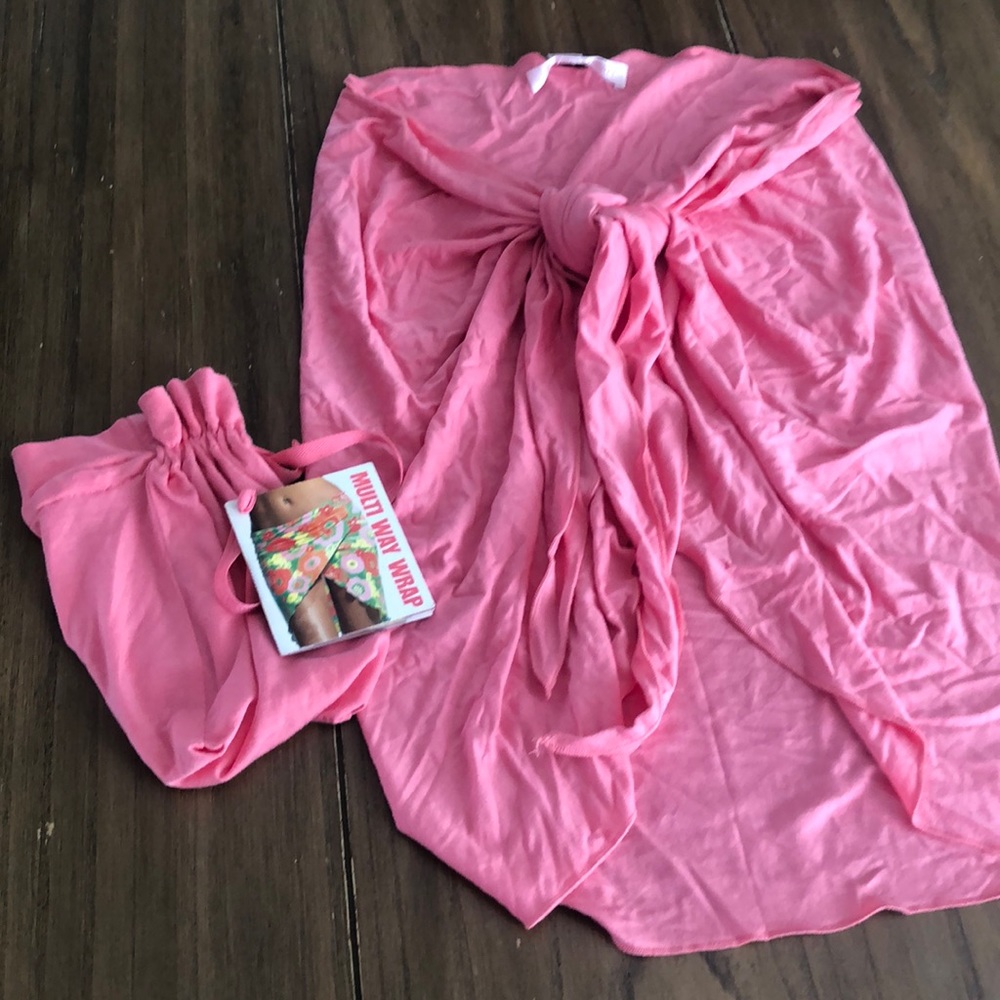 New Victoria’s Secret multi way wrap one side*